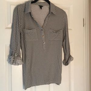 Ann Taylor work shirt with black and white pattern